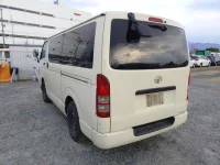 Toyota HIACE VAN лот № 3760 оценка   с аукциона в Японии 4
