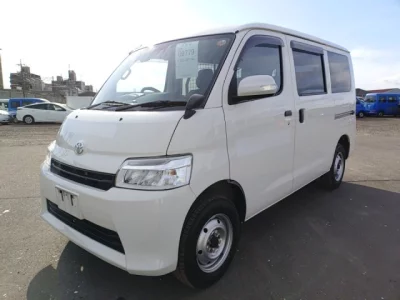 Toyota TOWN ACE VAN  с аукциона в Японии