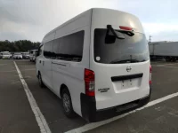 Nissan CARAVAN VAN лот № 8448 оценка 3.5  с аукциона в Японии 4