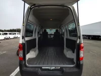 Nissan CARAVAN VAN лот № 8448 оценка 3.5  с аукциона в Японии 6