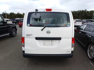 Nissan NV200
