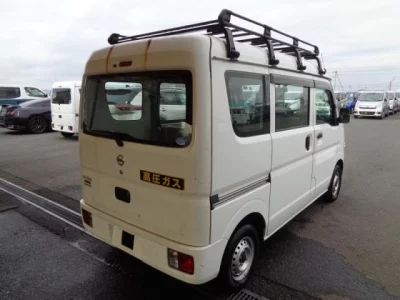 Nissan CLIPPER VAN
