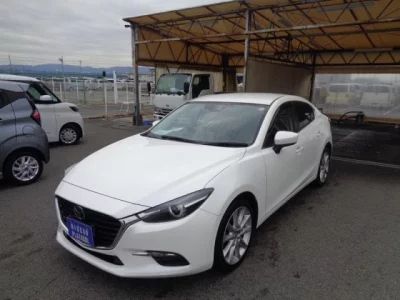 Mazda AXELA  с аукциона в Японии