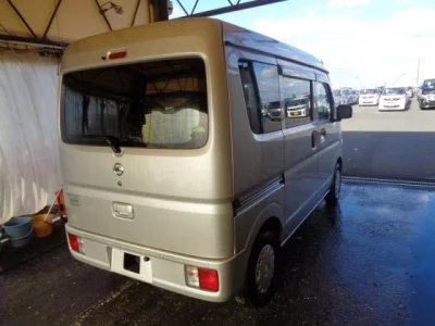 Nissan CLIPPER VAN
