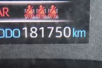 Toyota YARIS лот № 1008 оценка 3.5  с аукциона в Японии 7