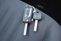 Toyota YARIS лот № 1008 оценка 3.5  с аукциона в Японии 8