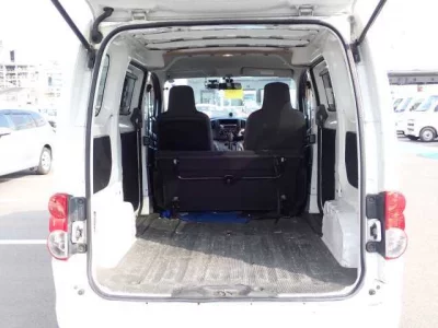 Nissan NV200