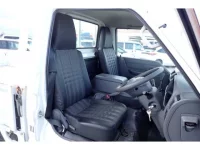 Mazda BONGO лот № 1052 оценка 3.5  с аукциона в Японии 3