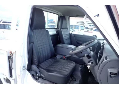 Mazda BONGO  с аукциона в Японии