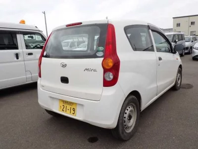 Daihatsu MIRA