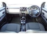 Mazda VERISA лот № 1055 оценка 3.5  с аукциона в Японии 2