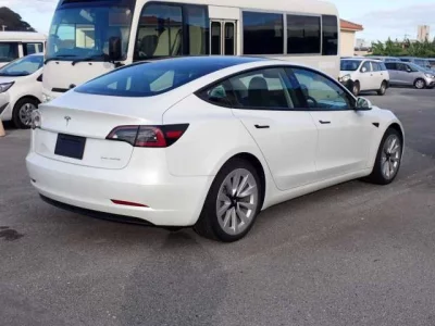 Tesla MODEL3