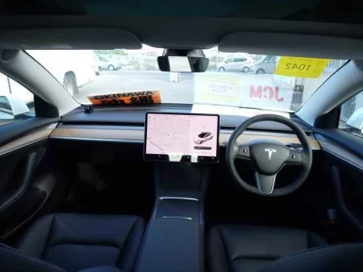 Tesla MODEL3