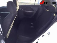 Mitsubishi I-MIEV лот № 8100 оценка 4  с аукциона в Японии 9