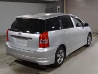 Toyota WISH лот № 2238 оценка 3  с аукциона в Японии 1