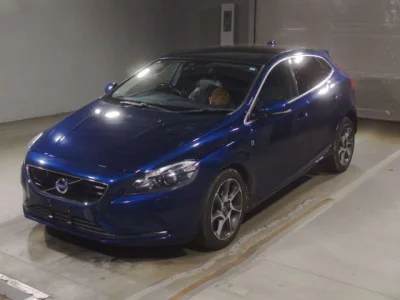 Volvo V40