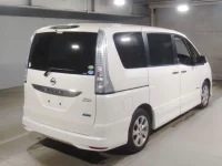 Nissan SERENA лот № 2264 оценка 4  с аукциона в Японии 1