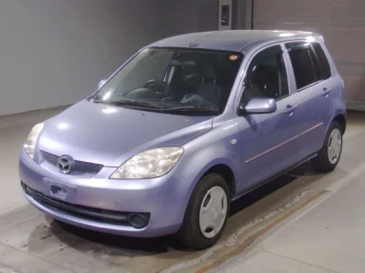 Mazda DEMIO  с аукциона в Японии