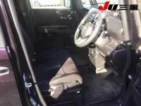 Honda N BOX лот № 1146 оценка 4  с аукциона в Японии 3