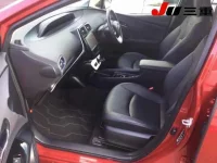 Toyota Prius лот № 1174 оценка 4.5  с аукциона в Японии 2