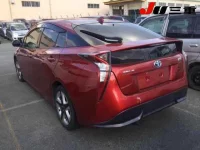 Toyota Prius лот № 1174 оценка 4.5  с аукциона в Японии 1