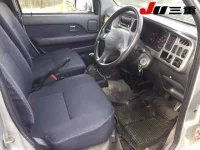 Daihatsu Atrai Wagon лот № 198 оценка RA  с аукциона в Японии 3