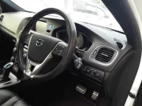 Volvo V40 лот № 38004 оценка 4.5  с аукциона в Японии 8