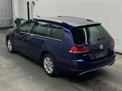 Volkswagen GOLF VARIANT
