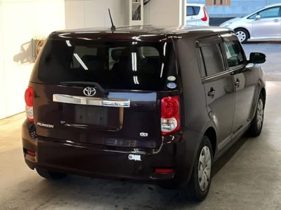 Toyota COROLLA RUMION