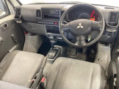 Mitsubishi MINICAB VAN