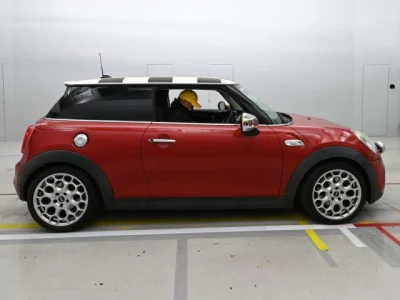 BMW MINI