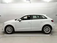 Audi A3 лот № 38027 оценка 4.5  с аукциона в Японии 3