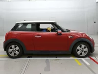 BMW MINI лот № 38031 оценка 4  с аукциона в Японии 2