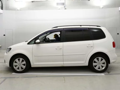 Volkswagen GOLF TOURAN