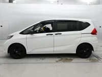 Honda FREED лот № 36036 оценка 4  с аукциона в Японии 3