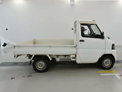 Mitsubishi MINICAB TRUCK