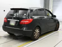 Mercedes-Benz B CLASS лот № 38048 оценка 4  с аукциона в Японии 1
