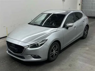 Mazda AXELA  с аукциона в Японии