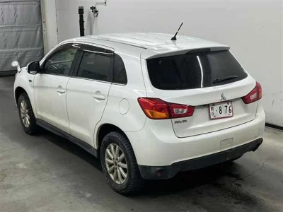 Mitsubishi RVR