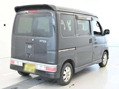 Daihatsu Atrai Wagon