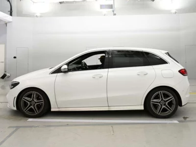 Mercedes-Benz B CLASS