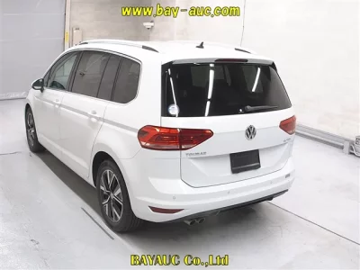 Volkswagen GOLF TOURAN