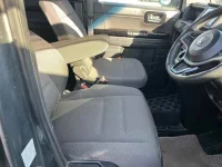 Honda N VAN лот № 82 оценка R  с аукциона в Японии 6