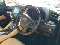 Toyota VELLFIRE лот № 10097 оценка 4  с аукциона в Японии 8