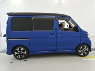 Daihatsu Atrai Wagon