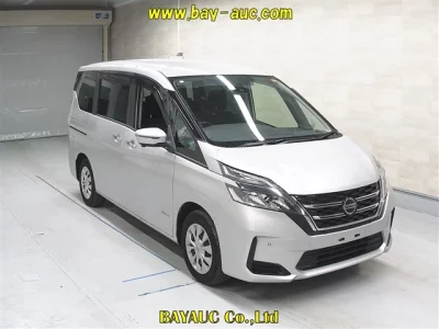 Nissan SERENA  с аукциона в Японии