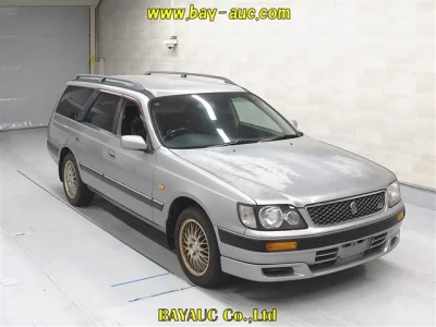 Nissan STAGEA