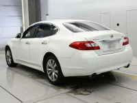 Nissan FUGA лот № 10124 оценка 4  с аукциона в Японии 5