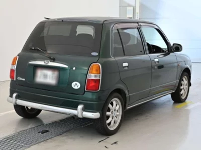 Daihatsu MIRA