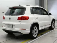 Volkswagen TIGUAN лот № 38124 оценка 4  с аукциона в Японии 1